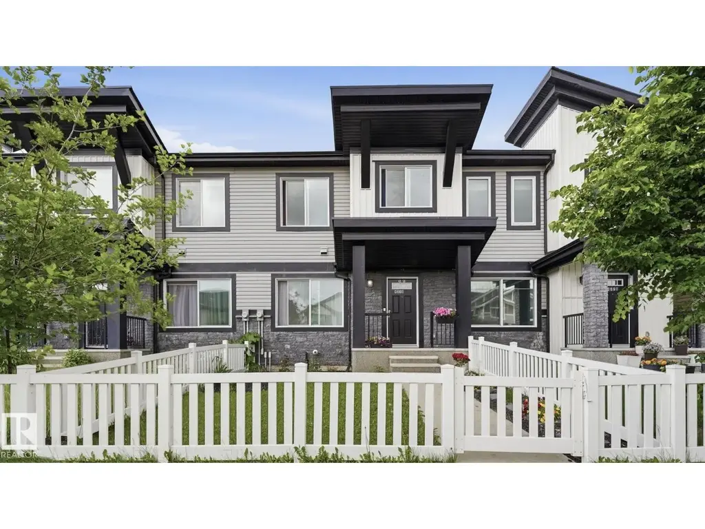 4318 Annett Cm Sw, Edmonton