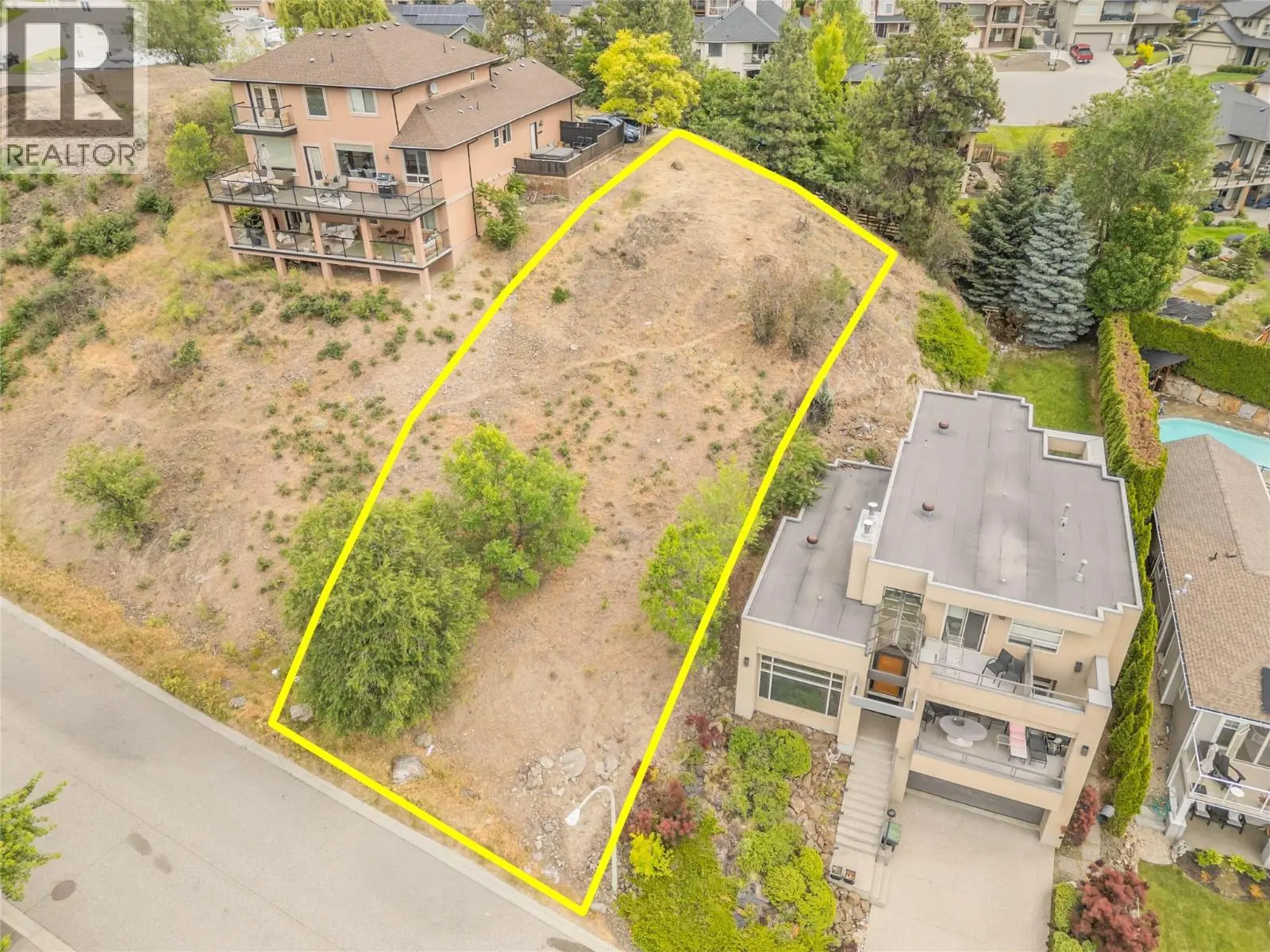 1691 Lindsay Drive. Kelowna, British Columbia