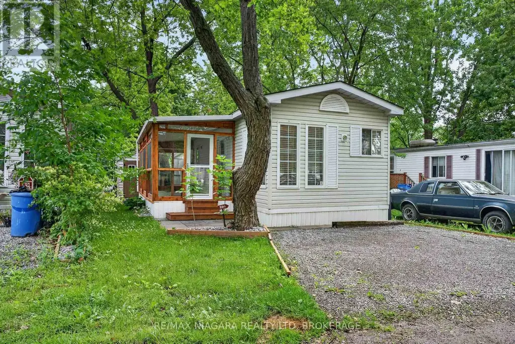 234 - 8845 Lundys Lane, Niagara Falls (Ascot)