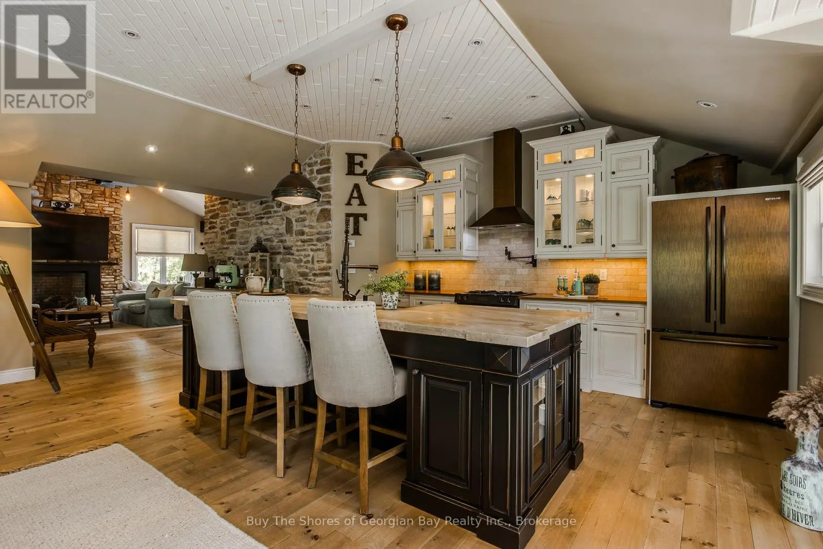 40 Polish Avenue, Penetanguishene