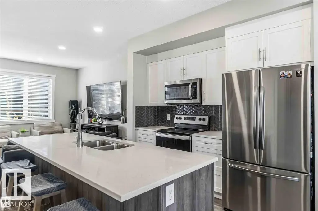 1908 25 St Nw, Edmonton