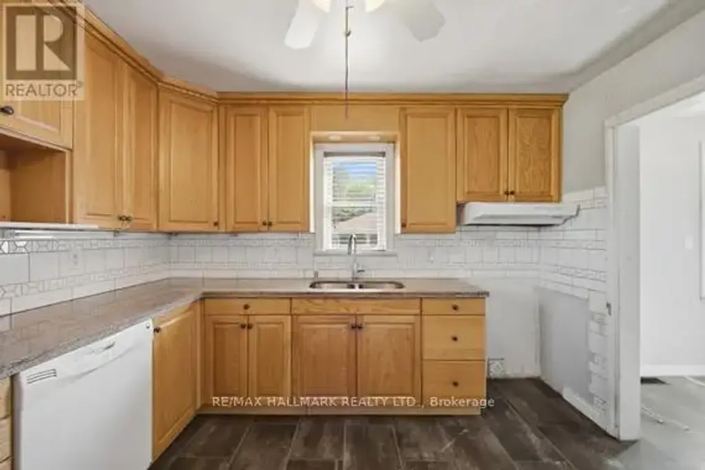 1527 Killarney Beach Road, Innisfil (Lefroy)
