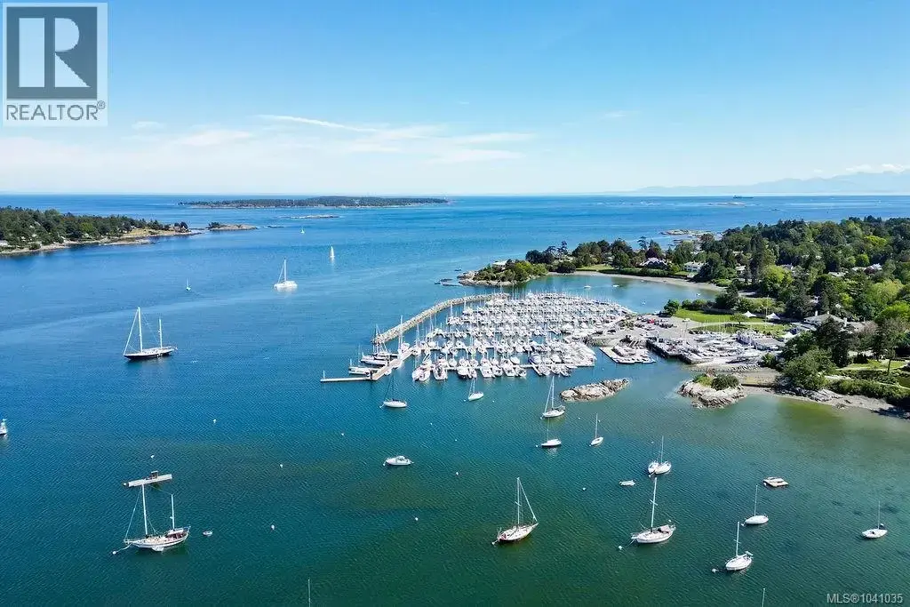 3565 Beach Dr, Oak Bay