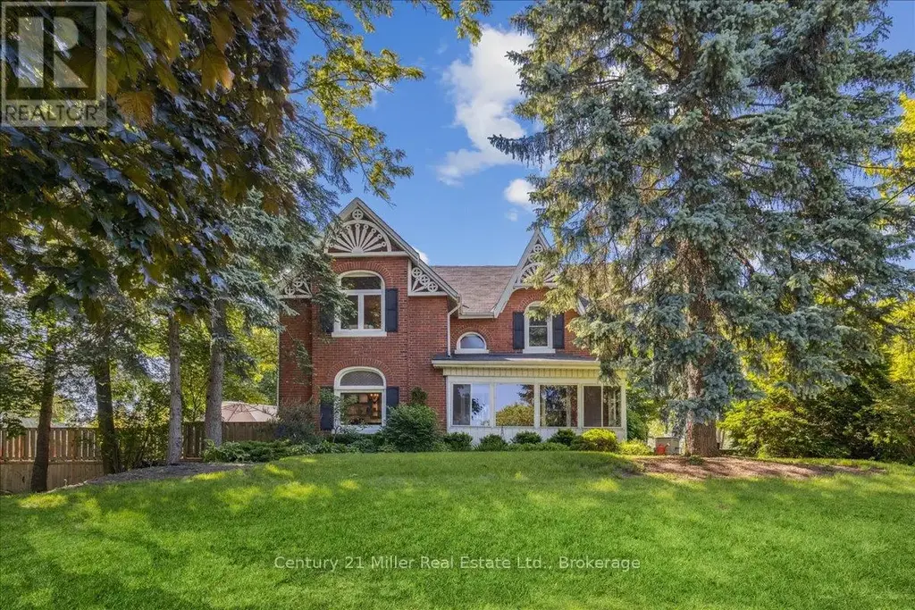 585 Dundas Street E, Hamilton (Waterdown)