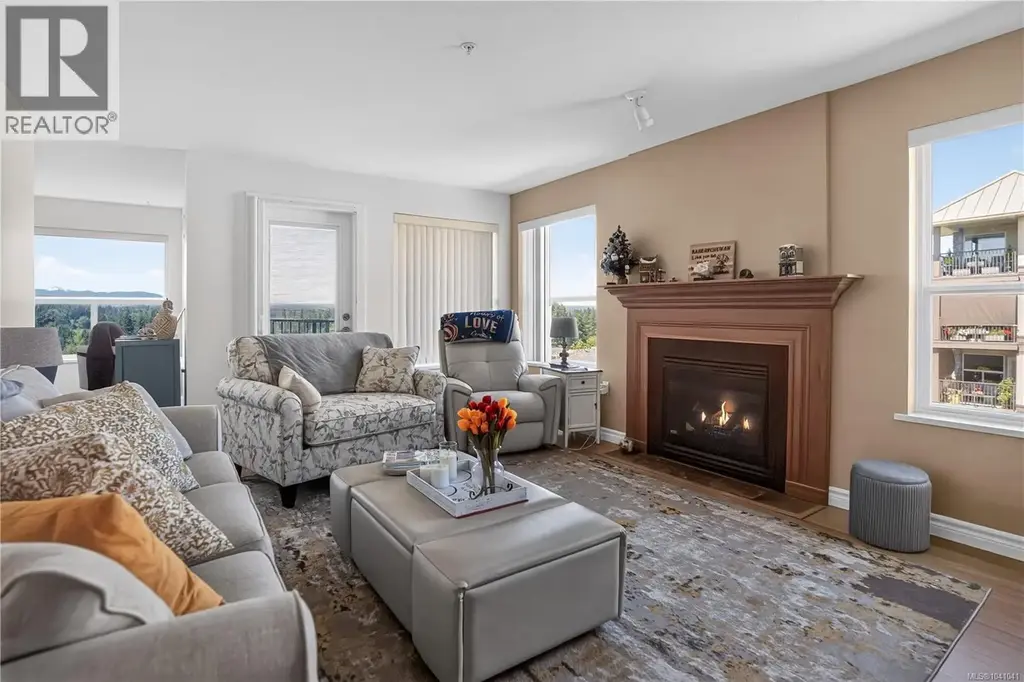 307 280 Dogwood St S, Campbell River