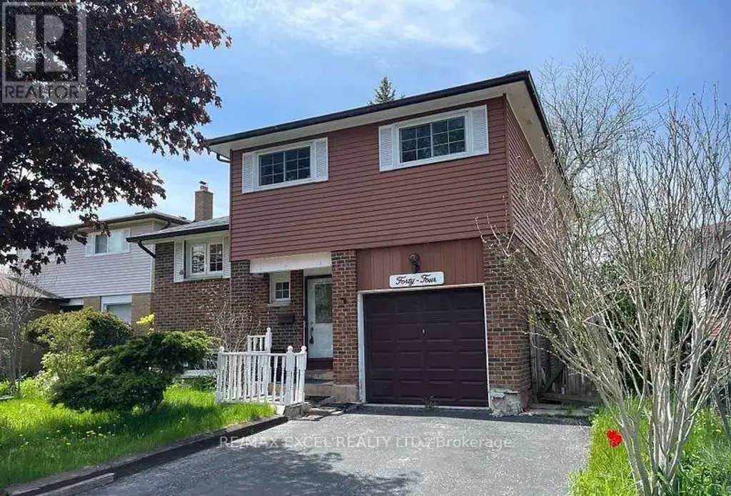 44 Applemore Road W, Toronto (Malvern)