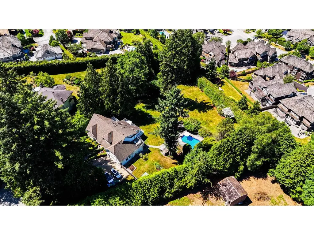 16233 30b Avenue, Surrey