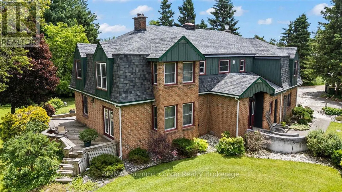 774549 Highway 10, Grey Highlands