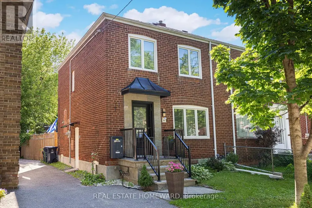 69 Hertle Avenue, Toronto (Greenwood-Coxwell)