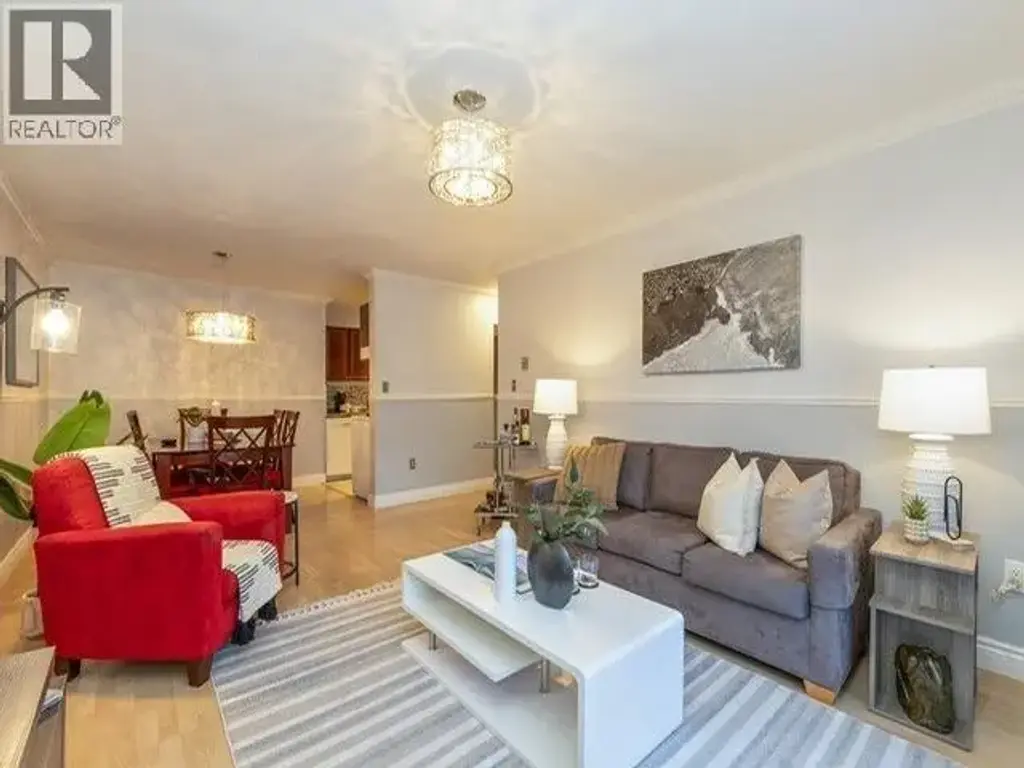 112 6105 Kingsway, Burnaby