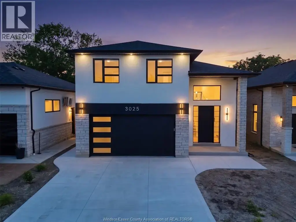 3025 Mcrobbie Crescent, Windsor