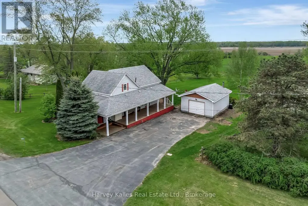 13965 Loyalist Parkway, Prince Edward County (Hallowell Ward)