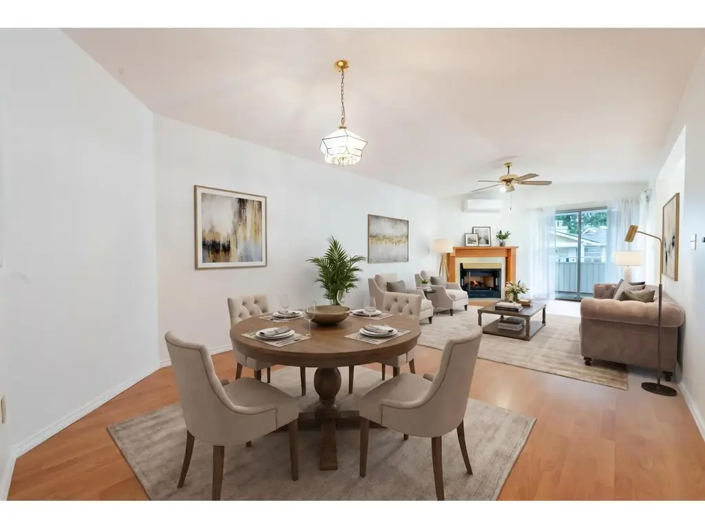 205 10584 153 Street, Surrey