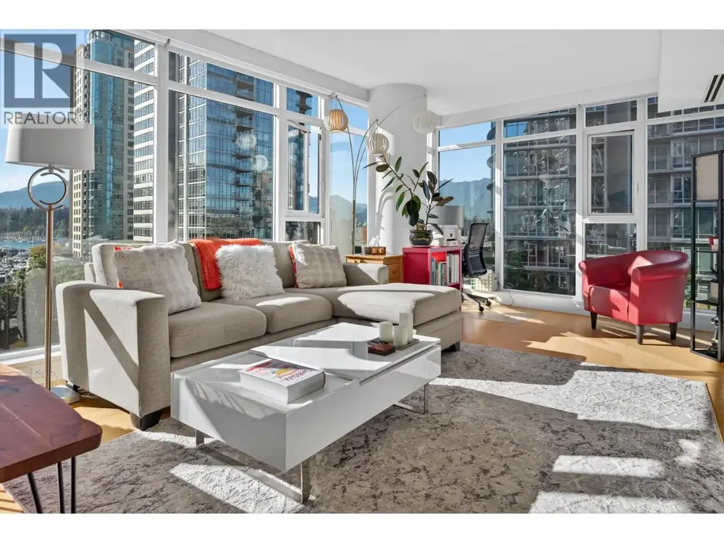 702 1205 W Hastings Street, Vancouver