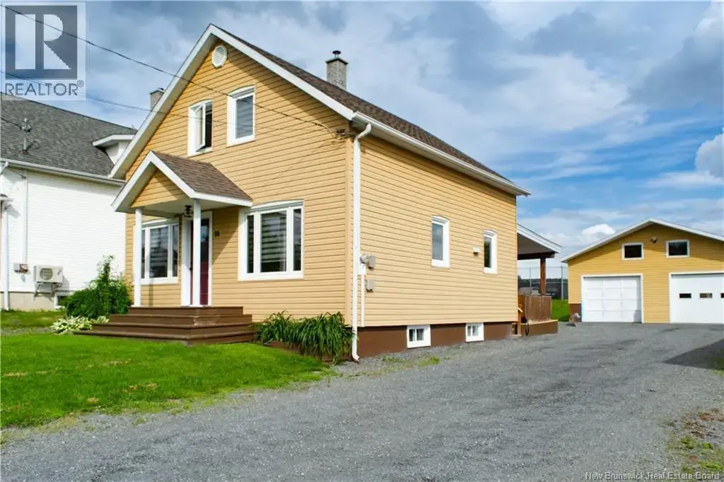 39 Rue St-antoine, Saint-Léonard