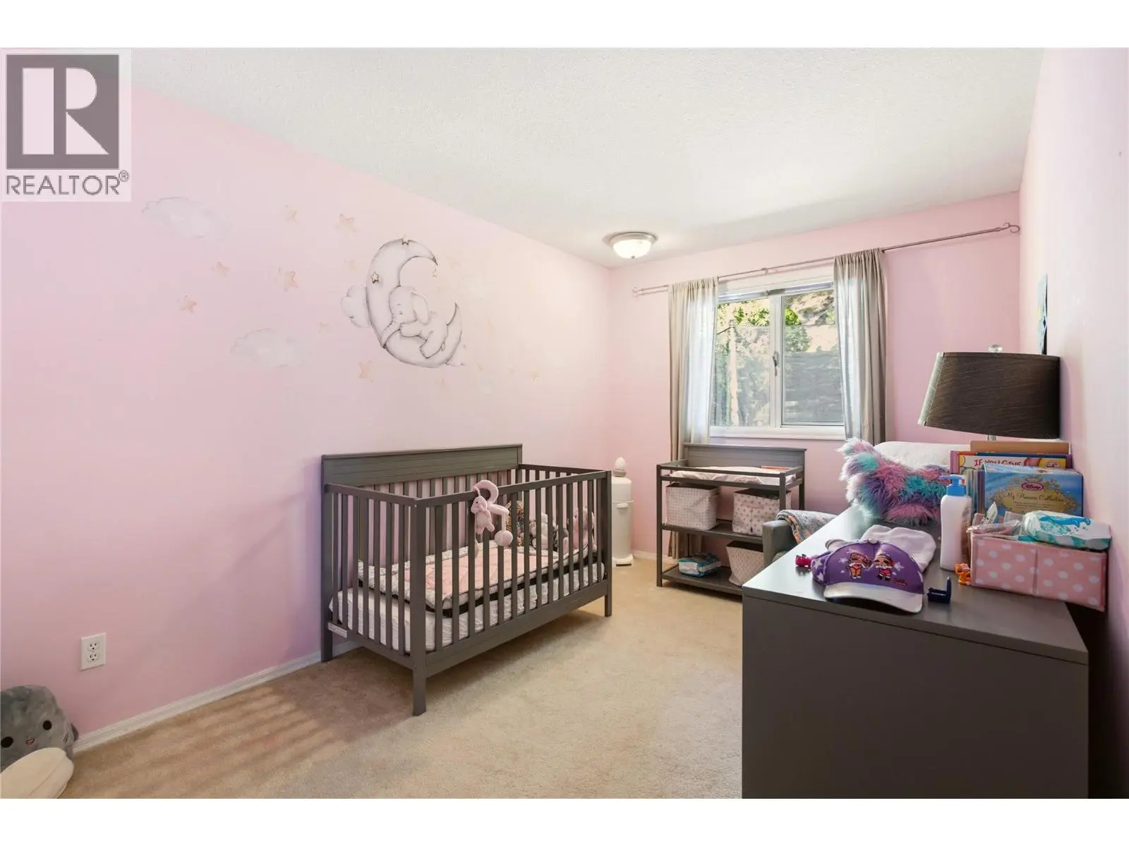 2260 Omineca Place. Kelowna, British Columbia