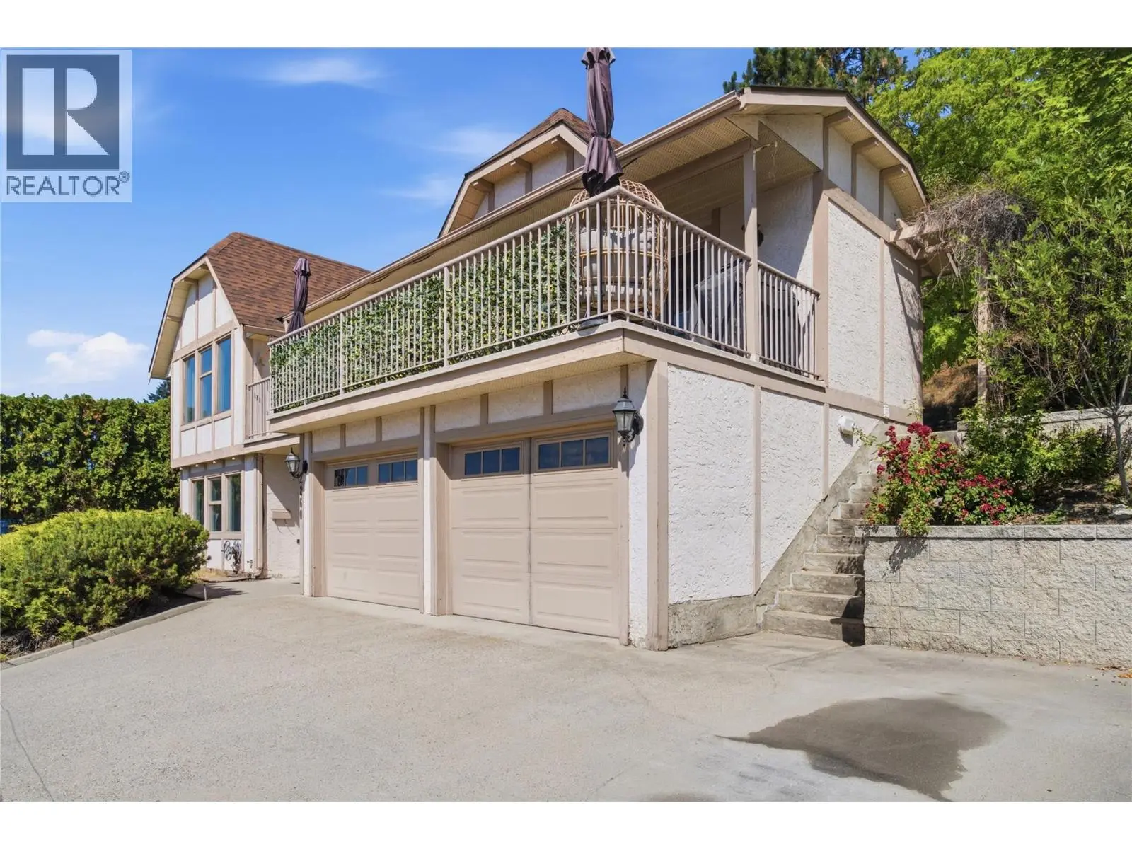 2260 Omineca Place. Kelowna, British Columbia