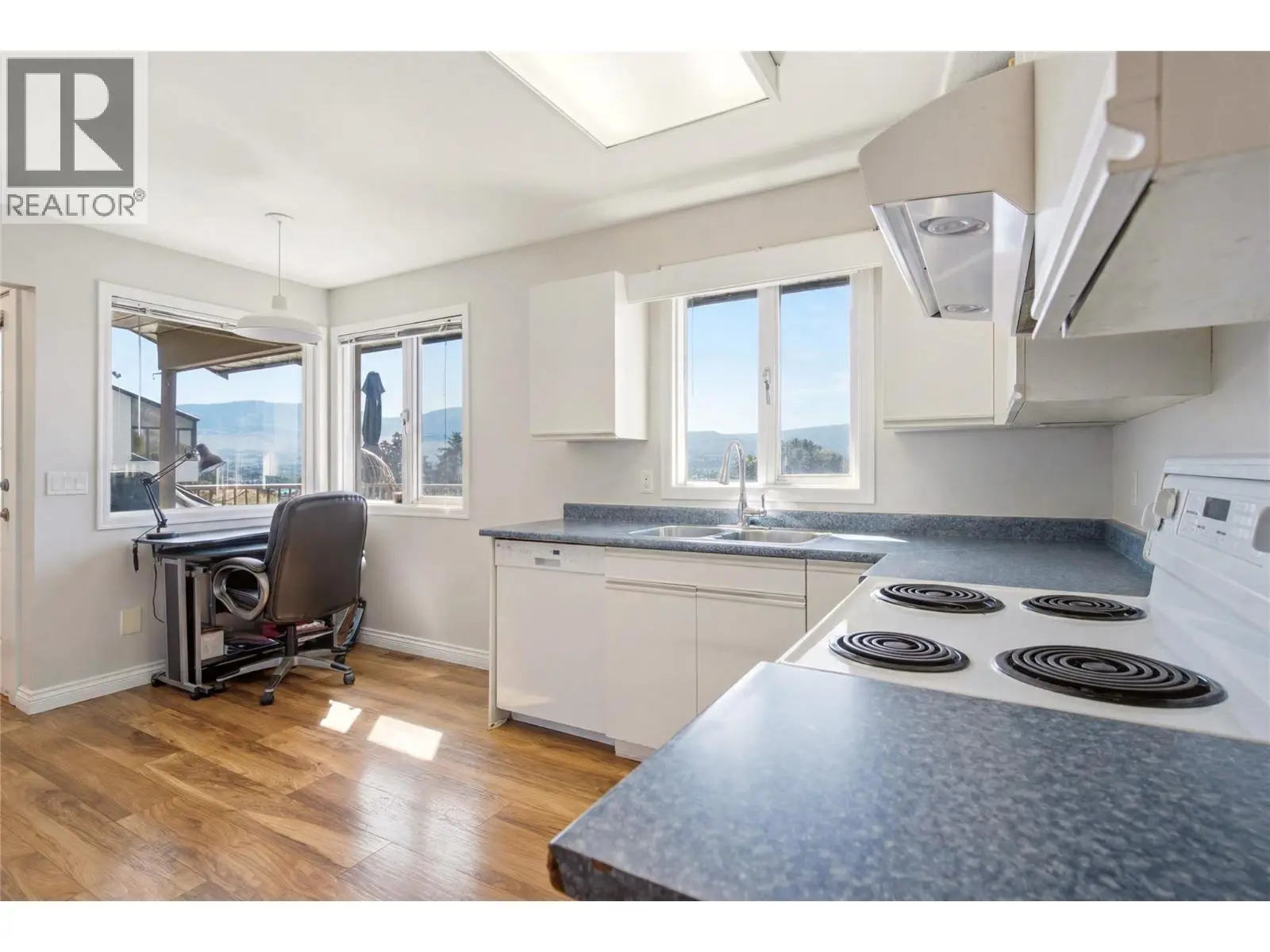 2260 Omineca Place. Kelowna, British Columbia