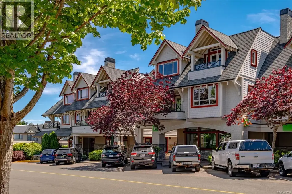 302 222 Second Ave W, Qualicum Beach