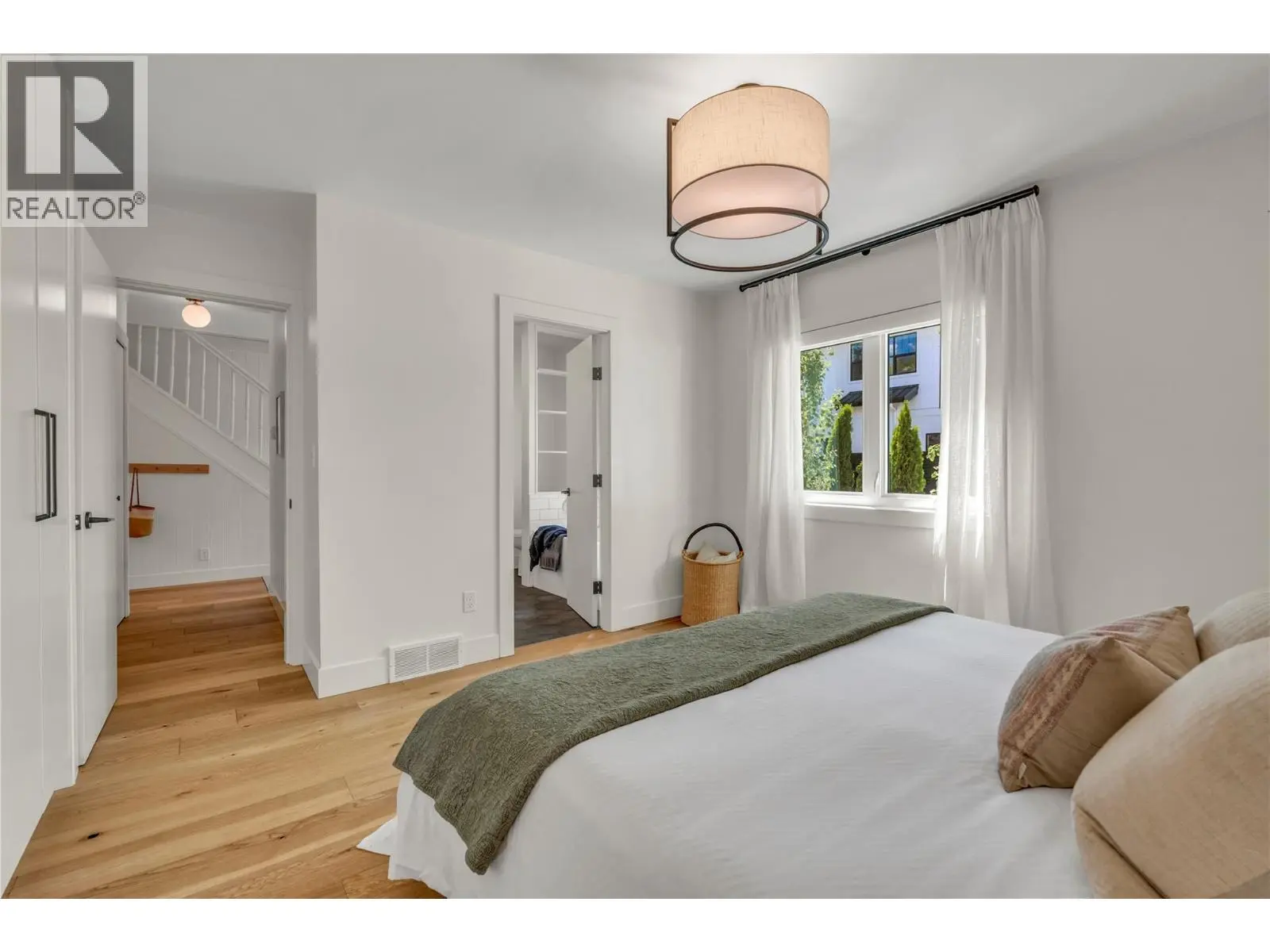 6611 Nixon Road. Summerland, British Columbia