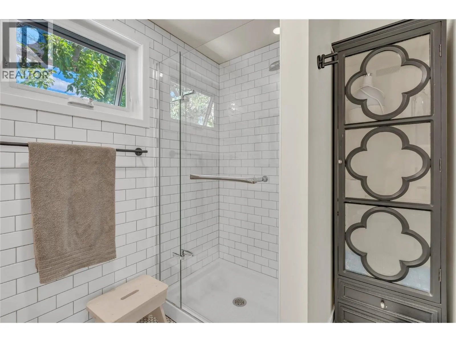 6611 Nixon Road. Summerland, British Columbia