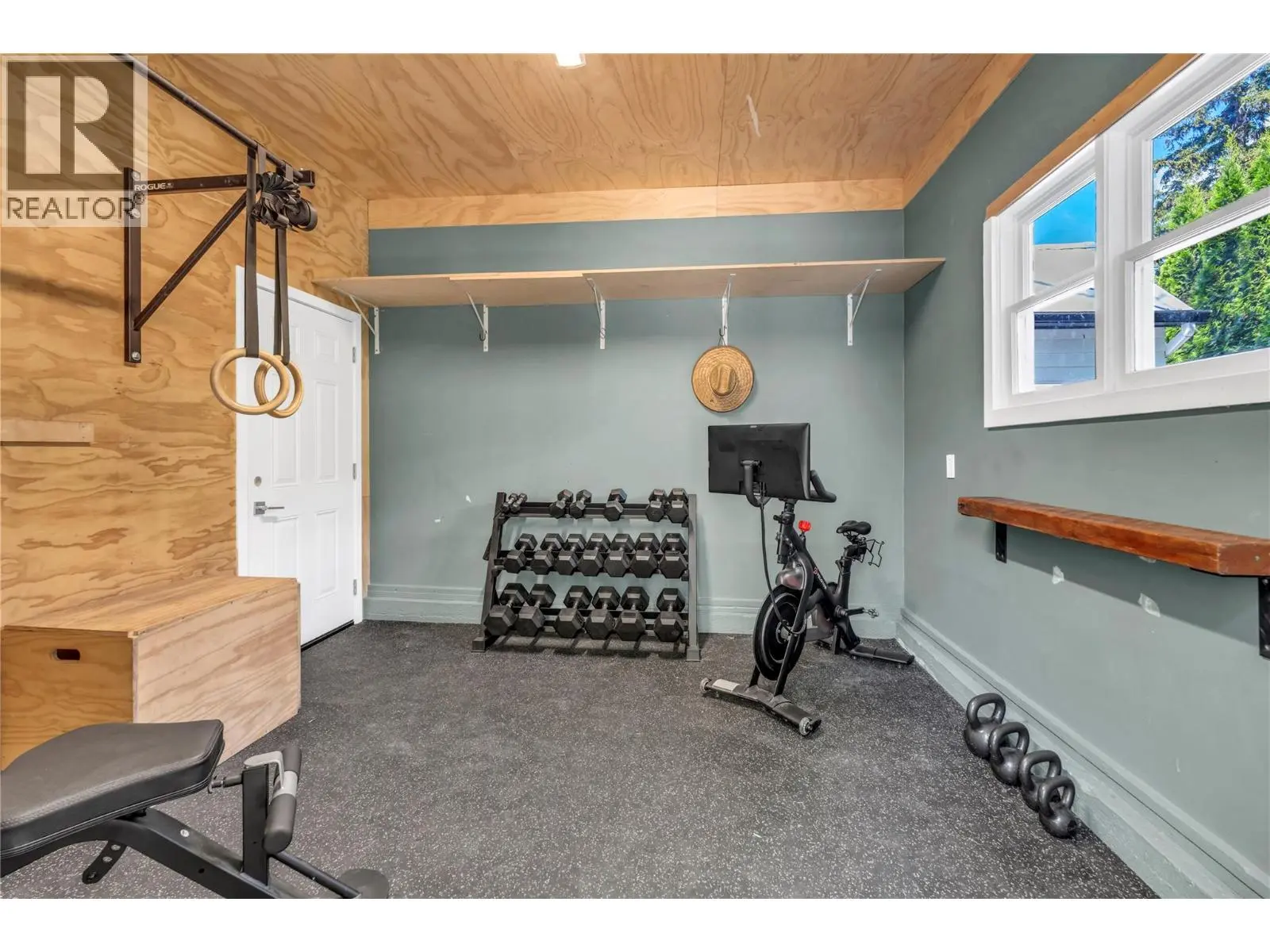 6611 Nixon Road. Summerland, British Columbia
