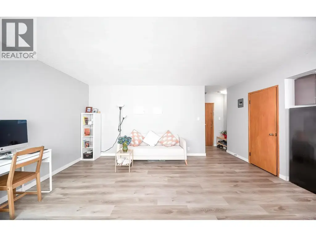 108 8622 Selkirk Street, Vancouver