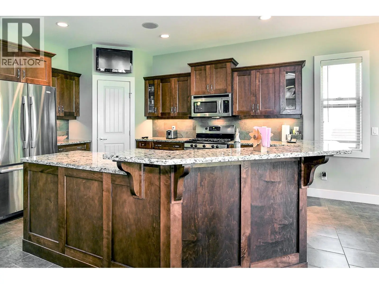 2450 Selkirk Drive Unit# 8. Kelowna, British Columbia