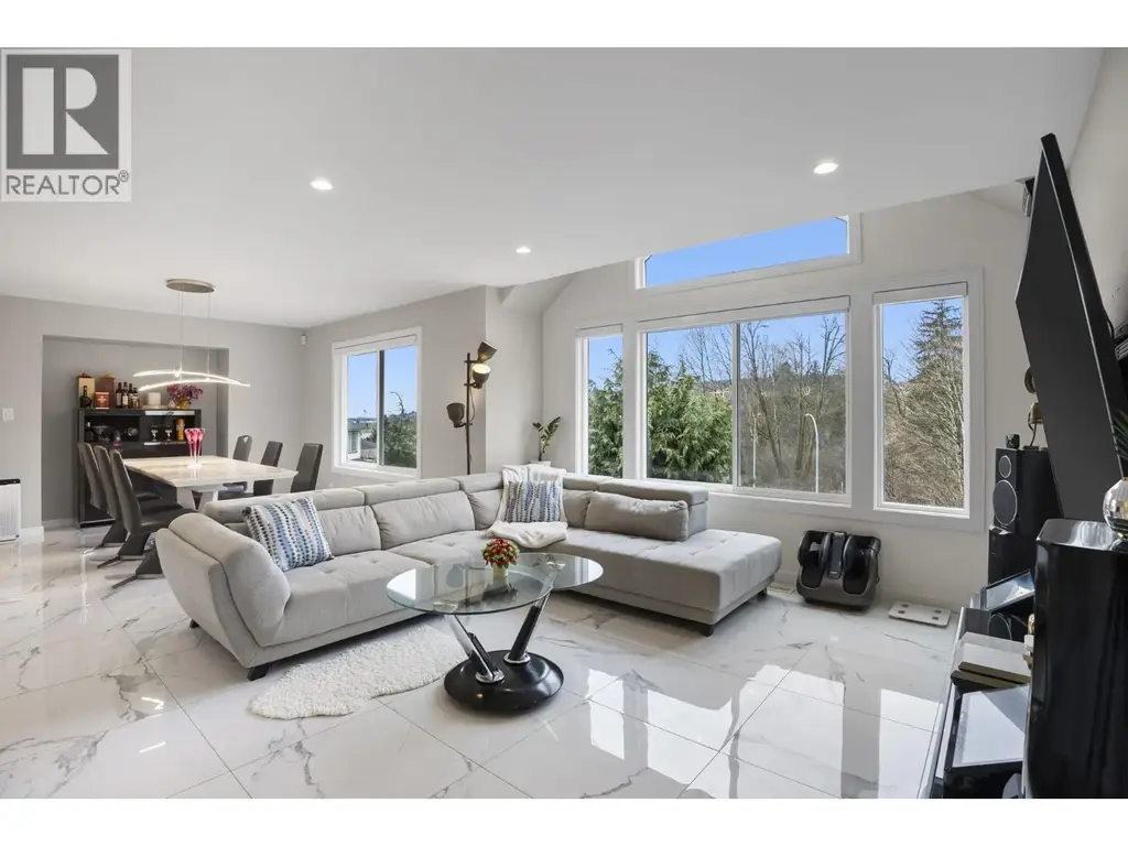 2268 Nacht Avenue, Port Coquitlam