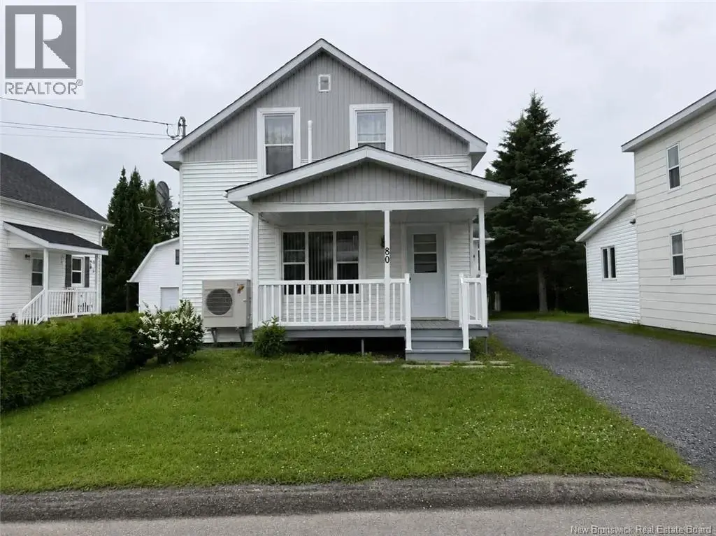 80 Rue St-antoine, Saint-Léonard