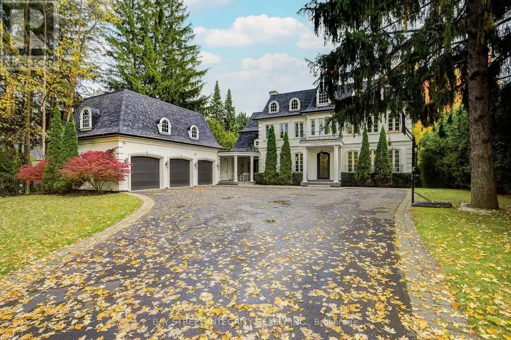9 Highland Court, Aurora (Aurora Village)