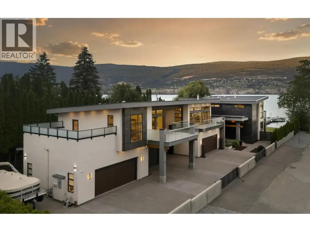 704 Stonor Street, Summerland