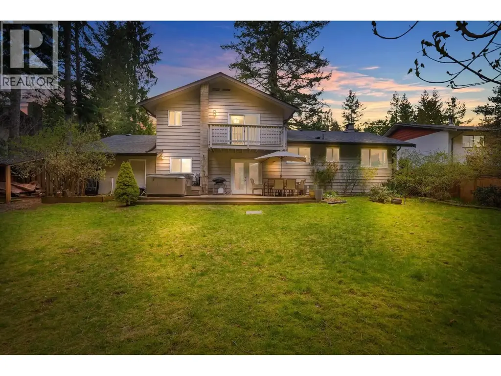 2572 The Boulevard, Squamish