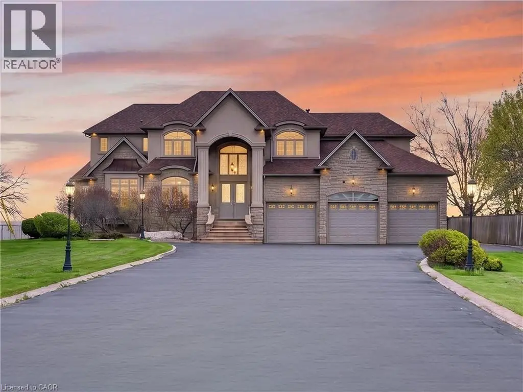 803 Ridge Road, Hamilton