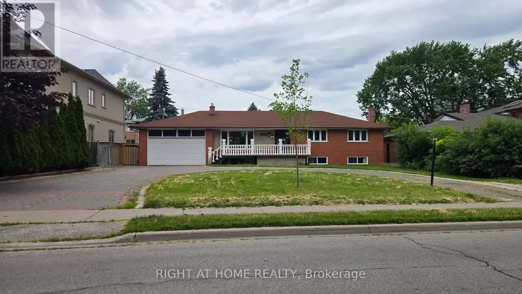 20 May Avenue, Richmond Hill (North Richvale)