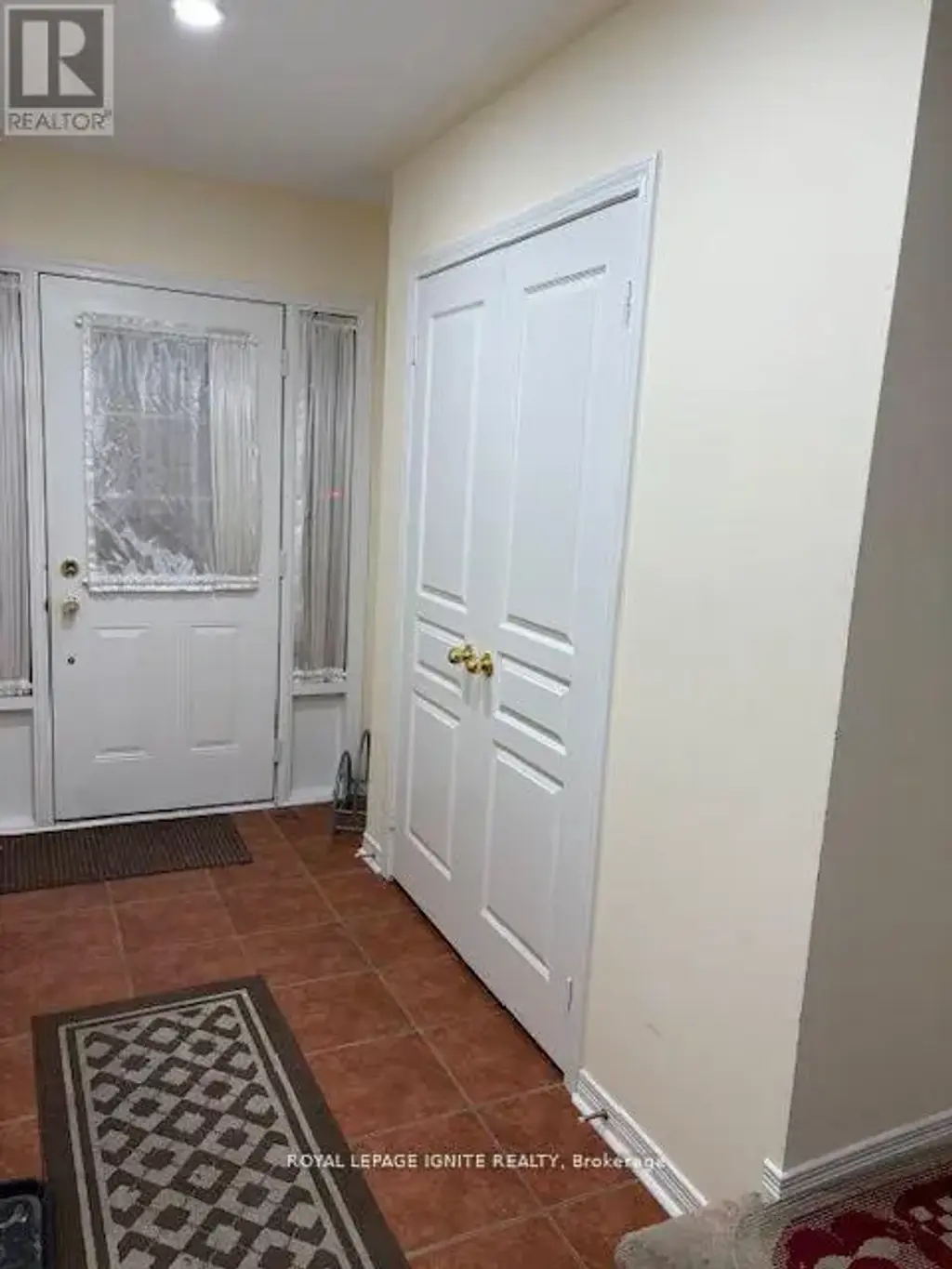 11 Curran Hall Crescent, Toronto (Morningside)