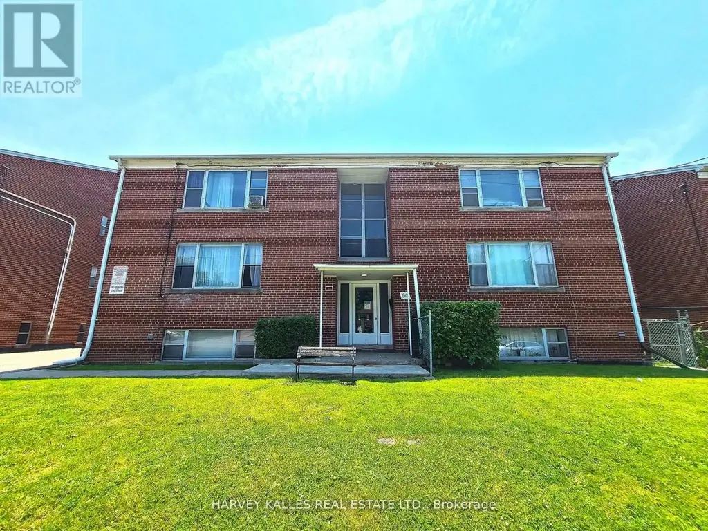 90 Trethewey Drive, Toronto (Beechborough-Greenbrook)