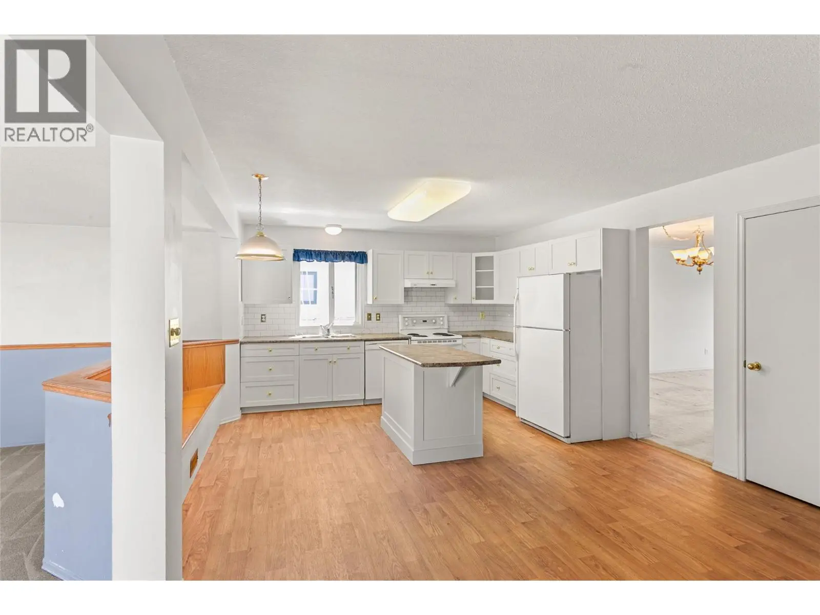 2545 Wyatt Road. Kelowna, British Columbia