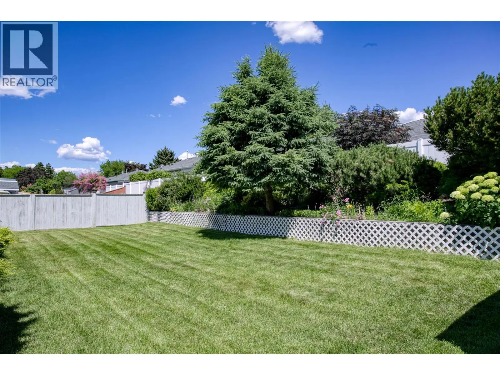 2545 Wyatt Road. Kelowna, British Columbia