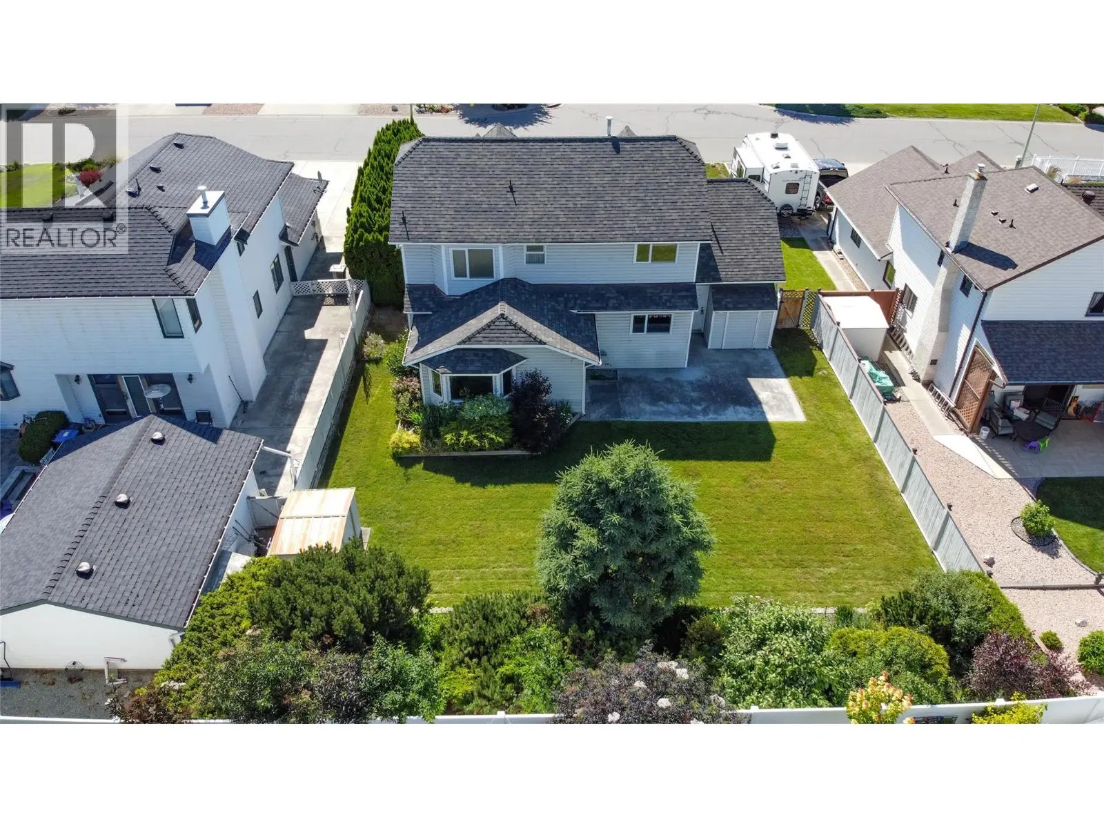 2545 Wyatt Road. Kelowna, British Columbia