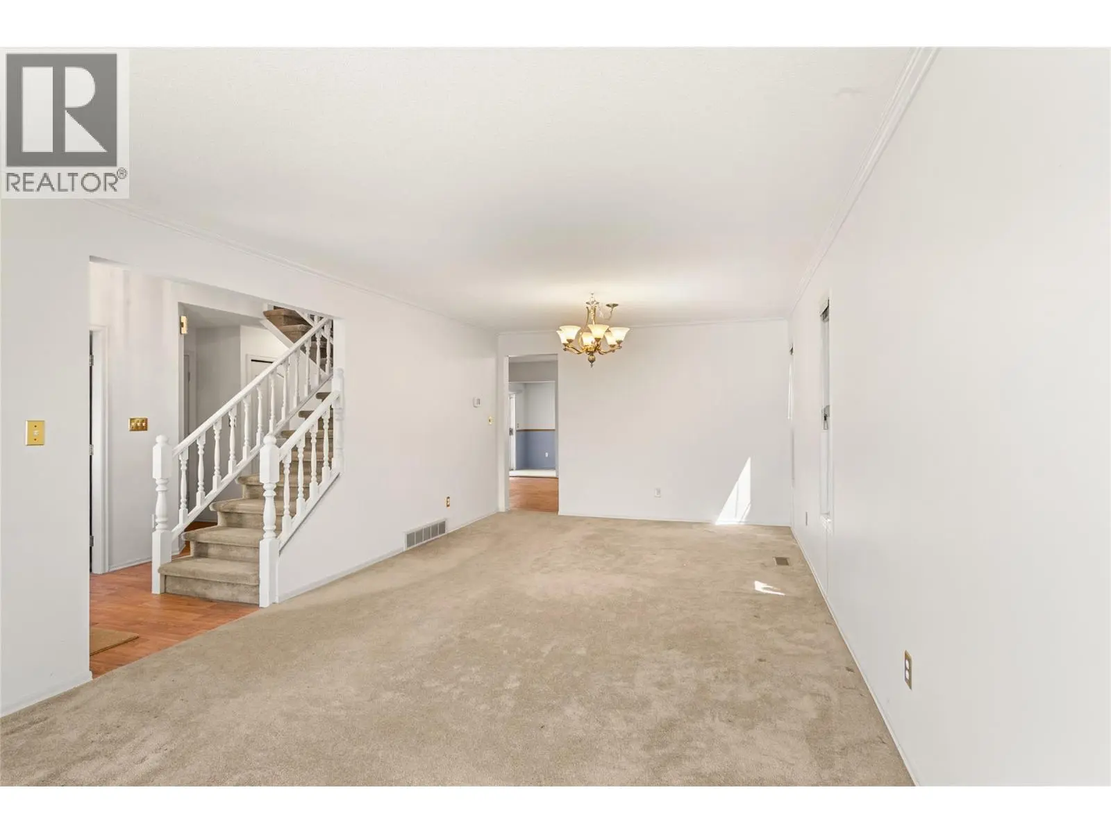 2545 Wyatt Road. Kelowna, British Columbia