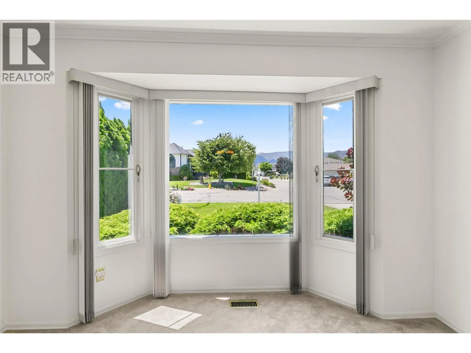 2545 Wyatt Road. Kelowna, British Columbia