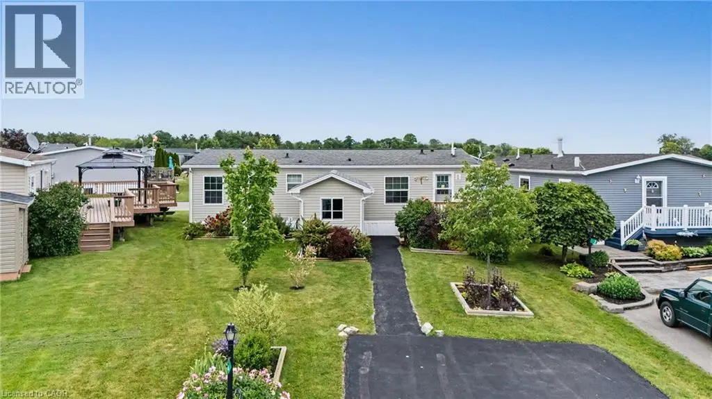 4 Hickory Hollow, Nanticoke