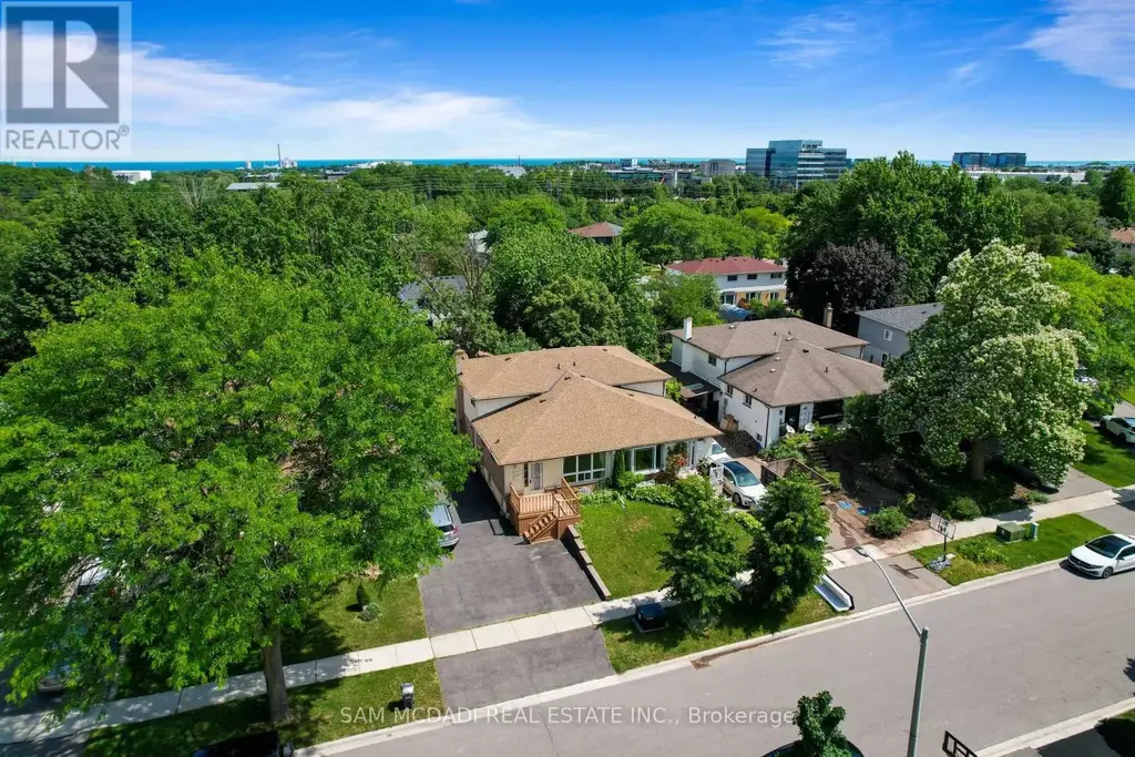 2644 Altadena Court, Mississauga (Sheridan)