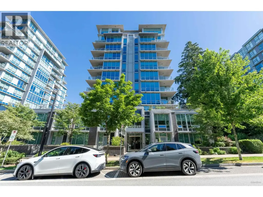 503 9080 University Crescent, Burnaby