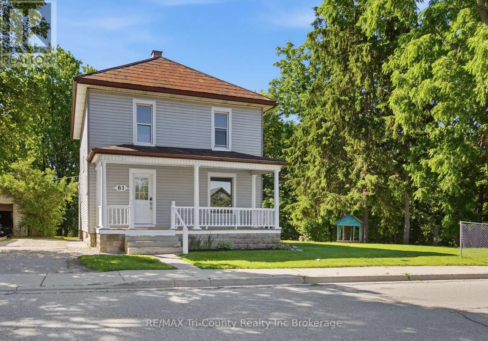 61 Brock Street E, Tillsonburg