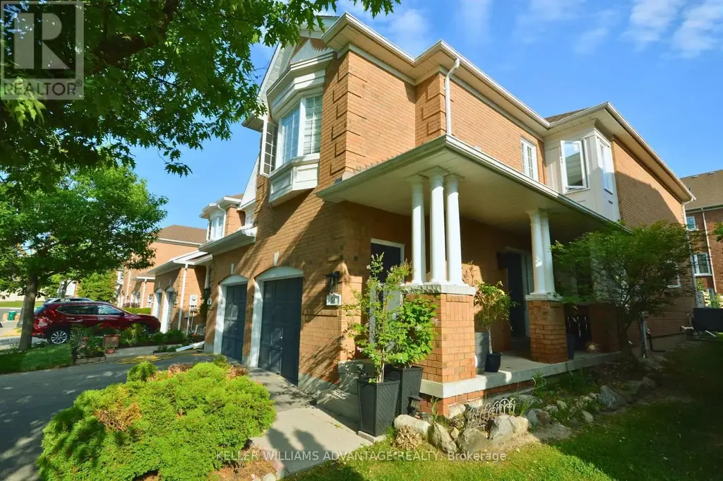 11 - 190 Harding Boulevard, Richmond Hill (North Richvale)