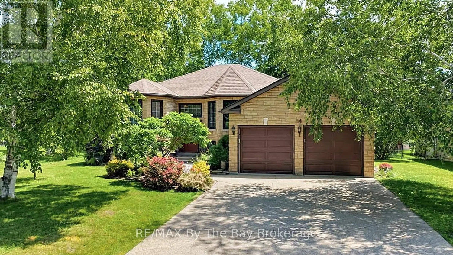 54 Fairway Crescent, Wasaga Beach