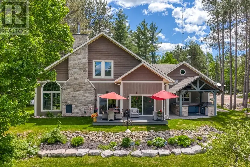 1 Geneva Lake Road, Greater Sudbury