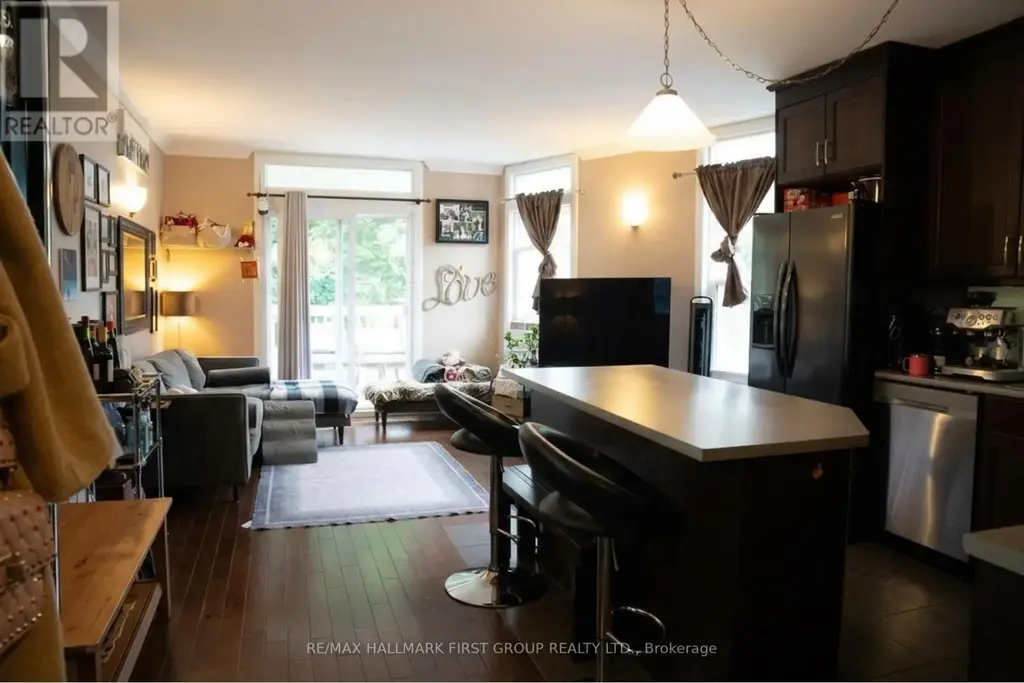 307 Greenwood Avenue, Toronto (Greenwood-Coxwell)